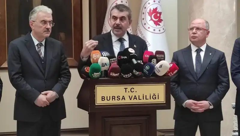 Protesto Gösterilerinde Katılan Çalışanlara Yaptırım Uyarısı Geldi!