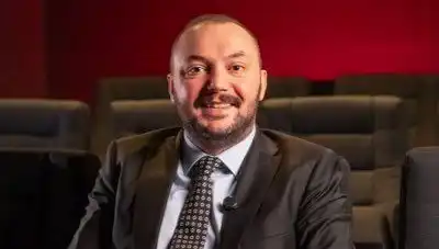 Siyaset Bilimci Onur Alp Yılmaz’a Yönelik Soruşturma: Sebepler ve Etkileri