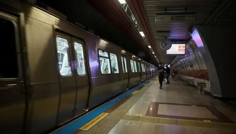 İstanbul'un Kalbinde Yenilik: Taksim ve Şişhane İstasyonları Hizmete Girdi