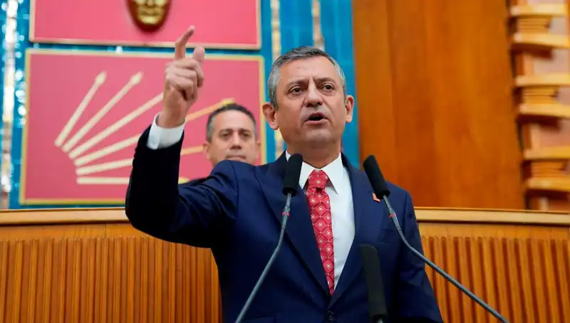 Özgür Özel'den İBB Soruşturmasına Dikkat Ç çeken Tepkiler Geldi